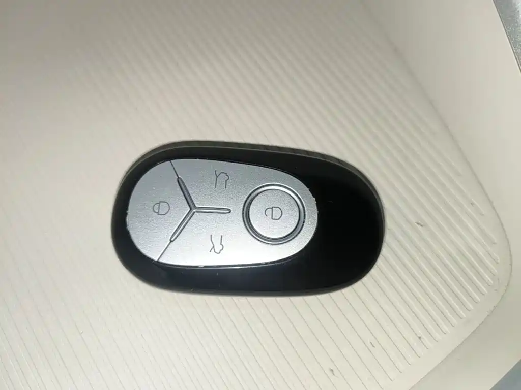 Geely Galaxy Starwish 2025 — фото 9