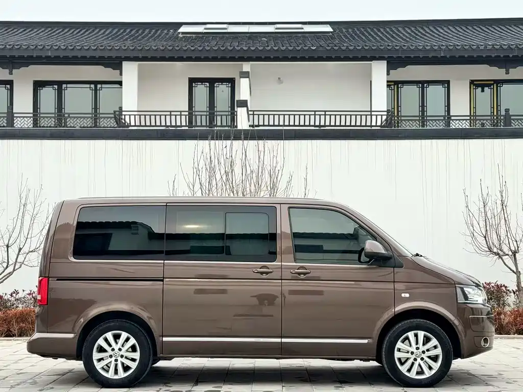 Volkswagen Multivan 2015 — фото 4