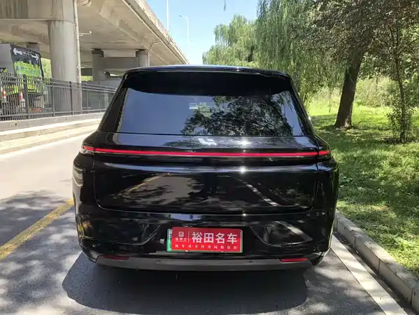 Li Auto L8 2024