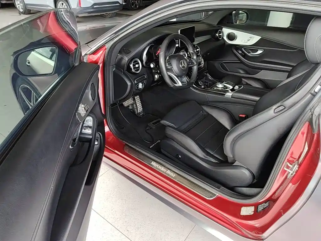 Mercedes-Benz C-Class 2018 — фото 16
