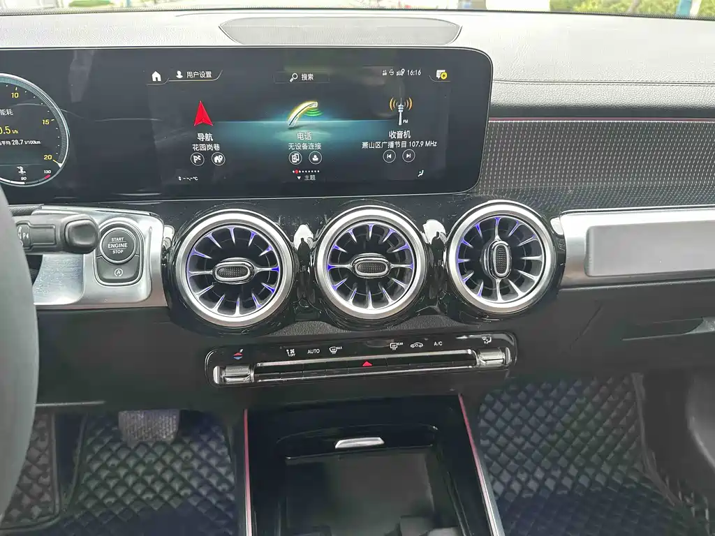 Mercedes-Benz GLB 2021 — фото 16