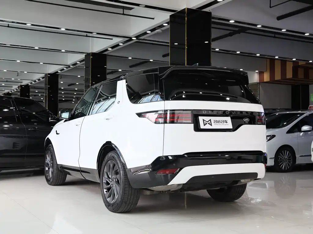 Land Rover Discovery 2022 — фото 17
