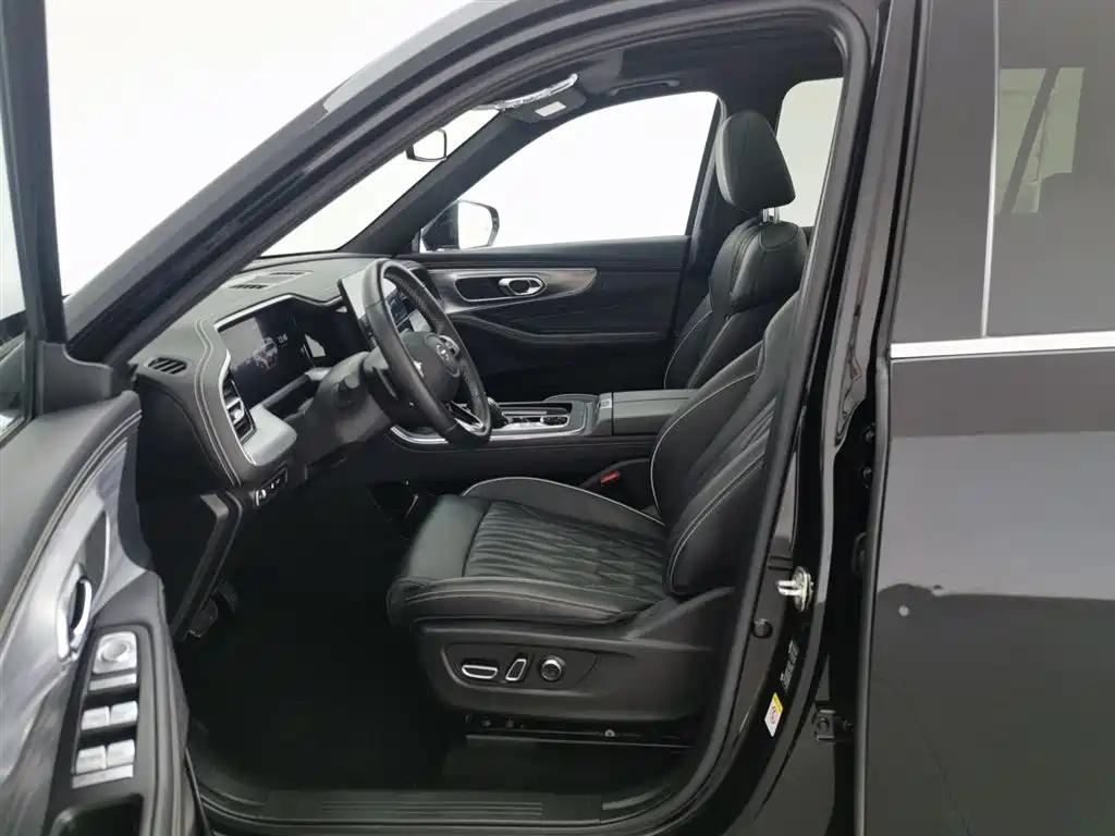 GAC Motor Trumpchi GS8 2023 — фото 10