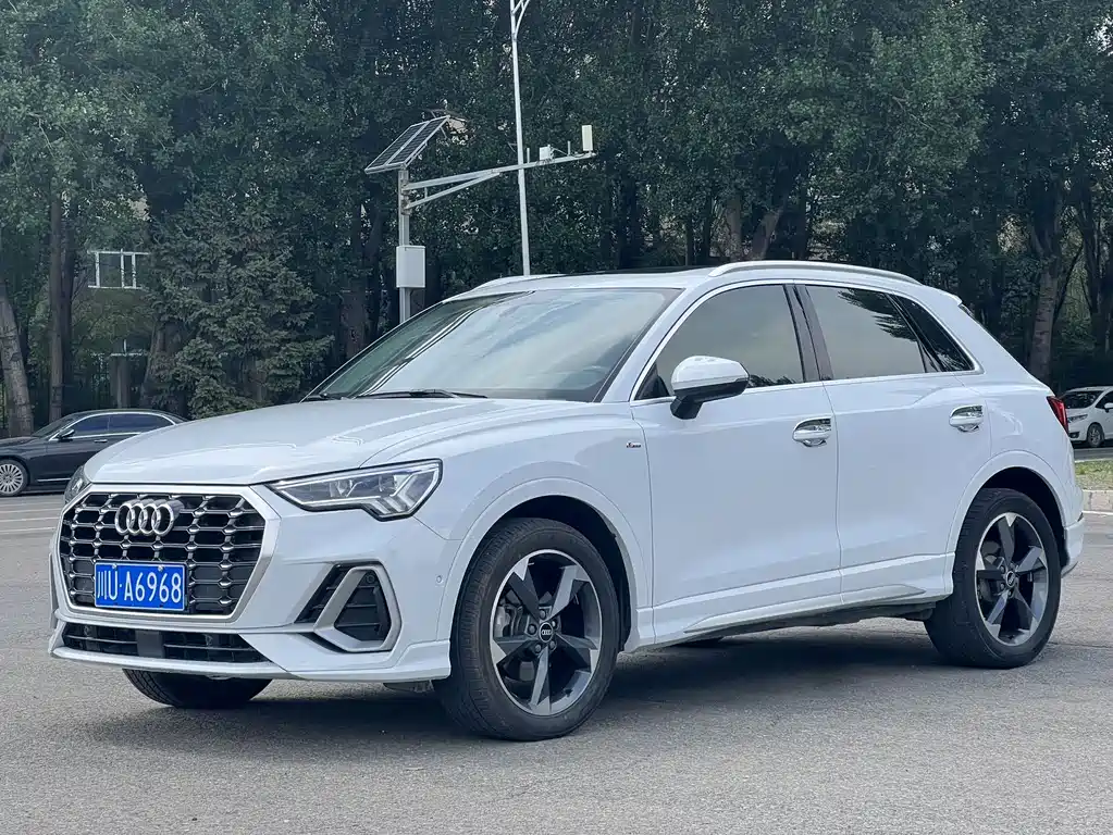 Audi Q3 2022