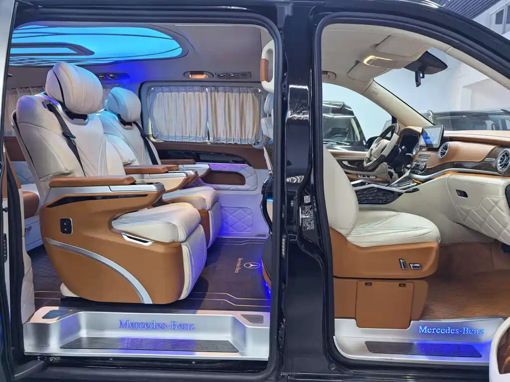 Mercedes-Benz Vito 2022 — фото 10