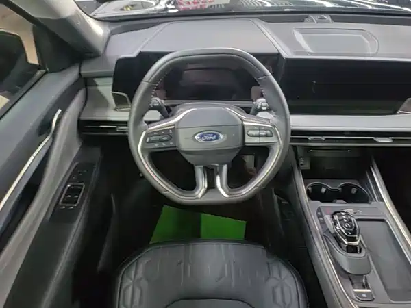 Ford Edge 2024