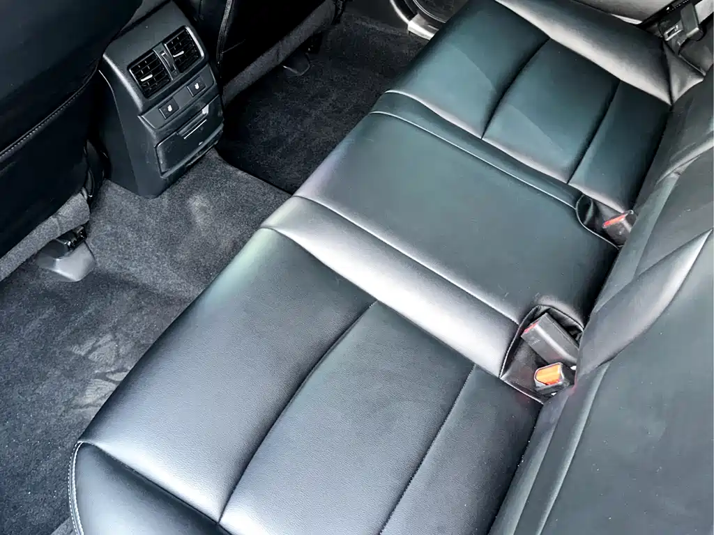 Subaru Outback 2015 — фото 8
