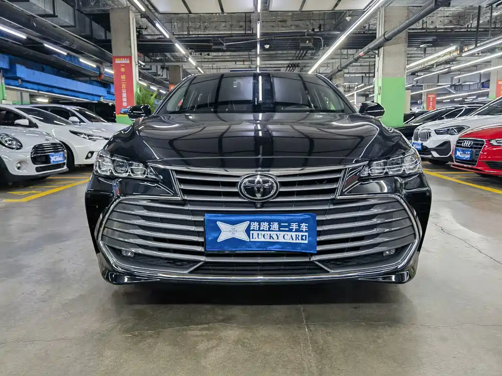 Toyota Avalon 2020 — фото 2