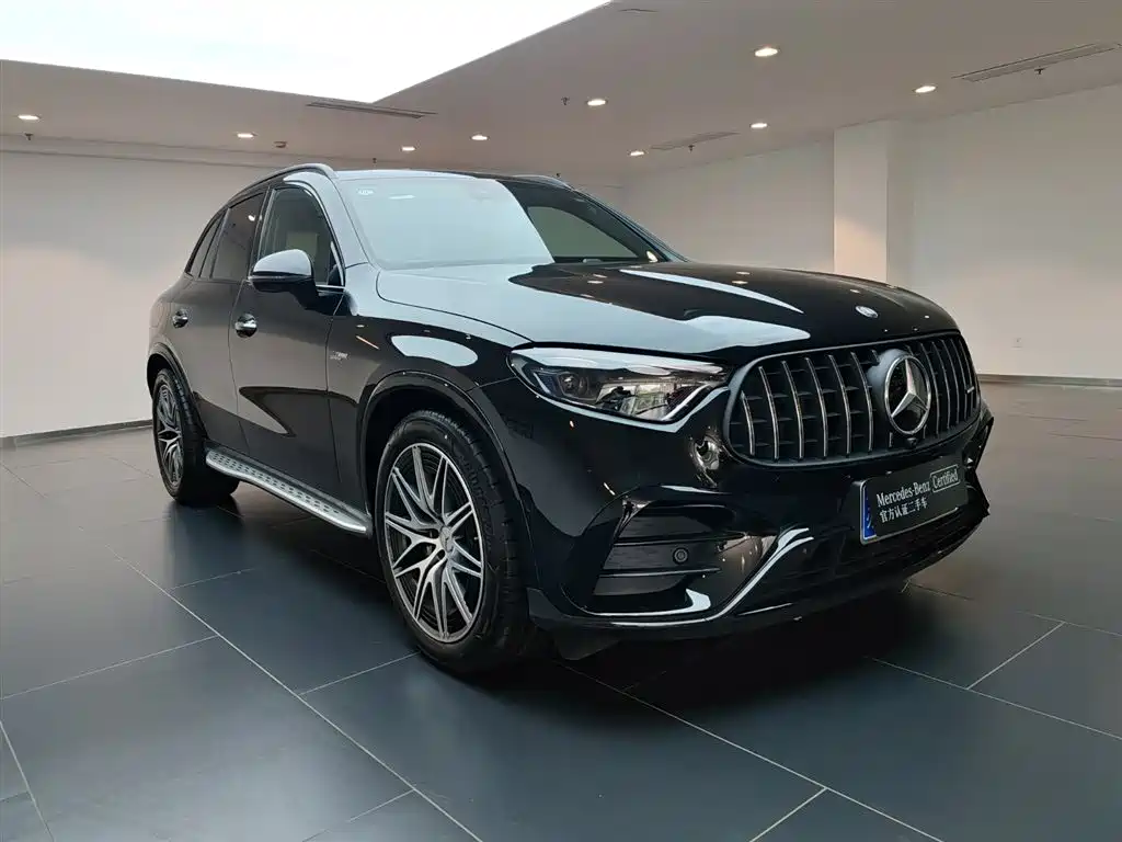 Mercedes-Benz GLC AMG 2025 — фото 2