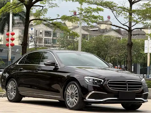 Mercedes-Benz E-Class 2021