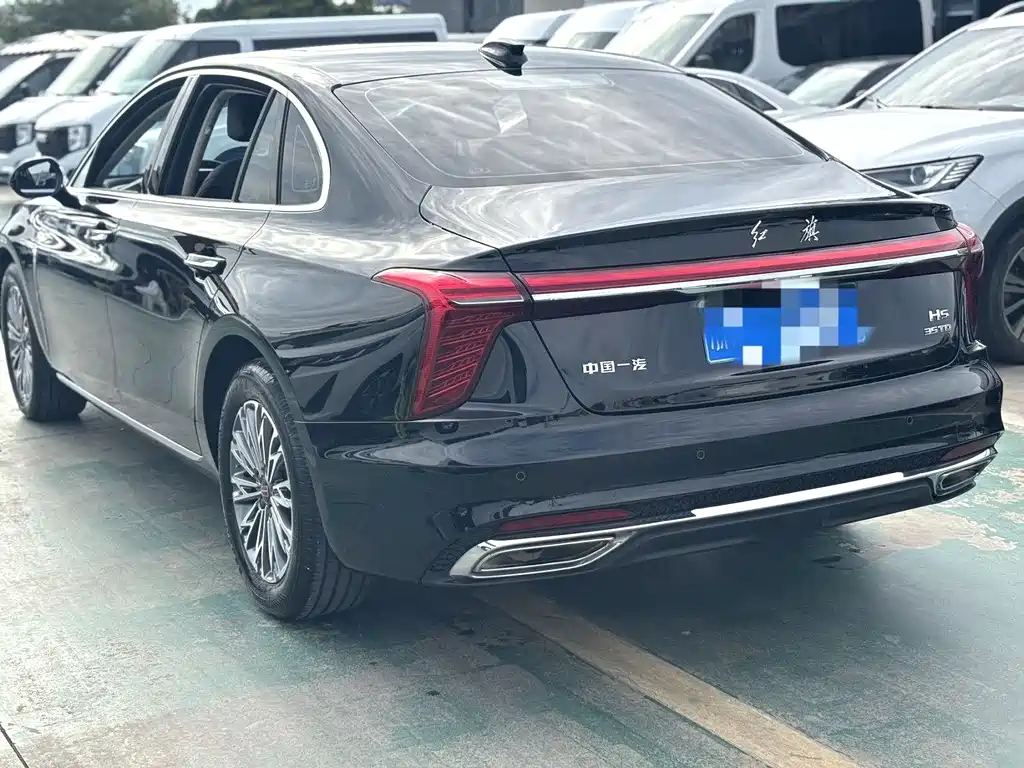 Hongqi H5 2024 — фото 10