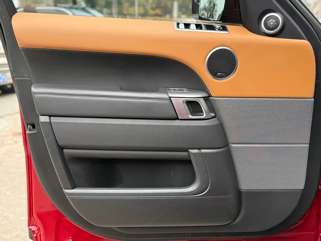 Land Rover Range Rover Sport 2021 — фото 10