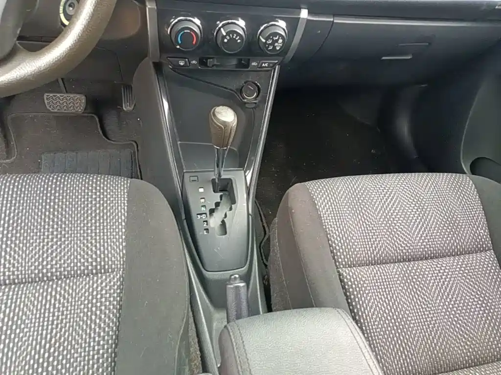 Toyota Vios 2015 — фото 14