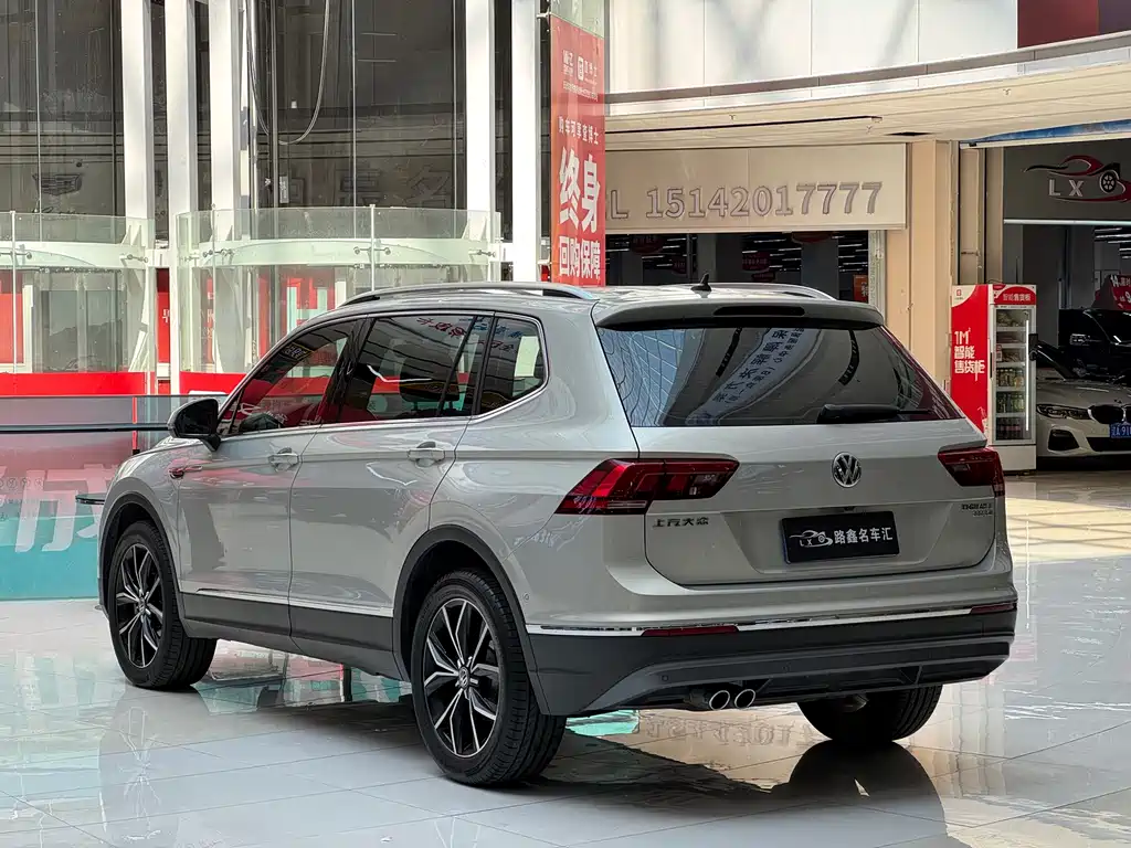 Volkswagen Tiguan L 2019 — фото 8