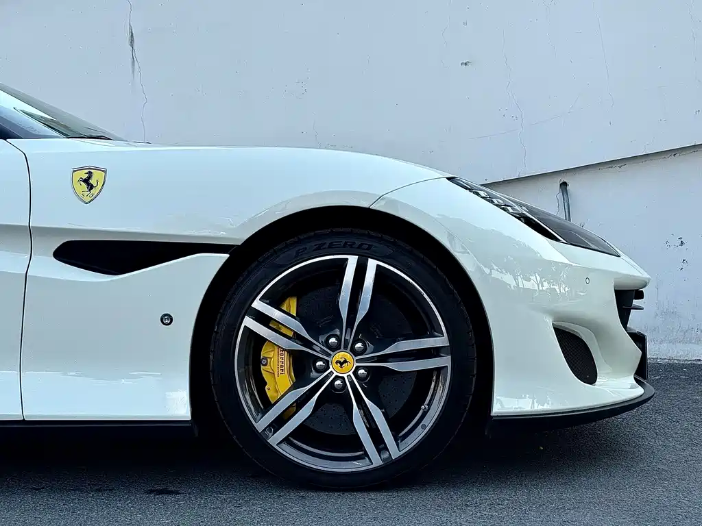 Ferrari Portofino 2019 — фото 7
