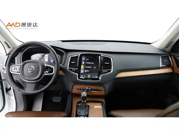 Volvo XC90 2019