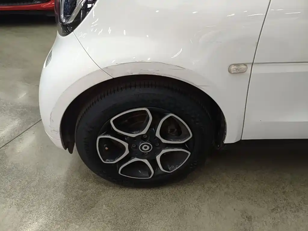 smart fortwo 2018 — фото 23