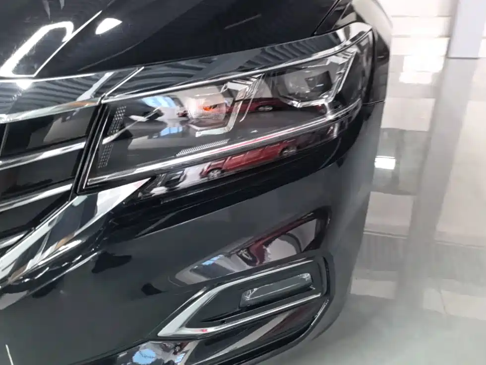 Volkswagen Passat 2019 — фото 24