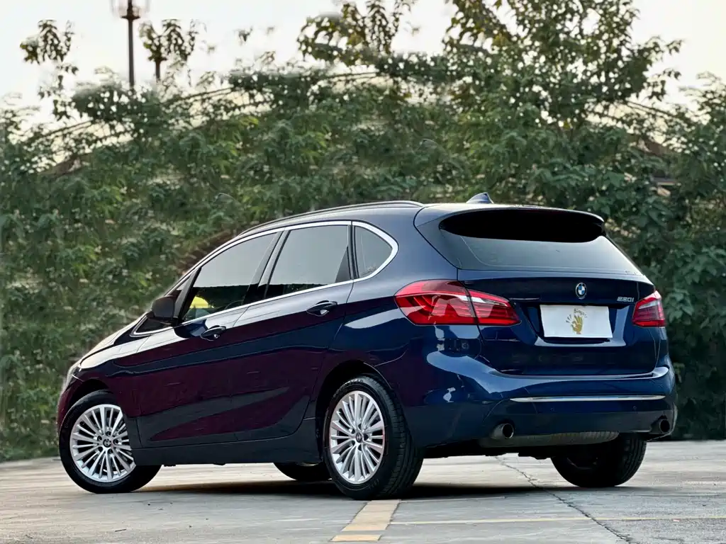 BMW 2 Series Active Tourer 2015 — фото 3