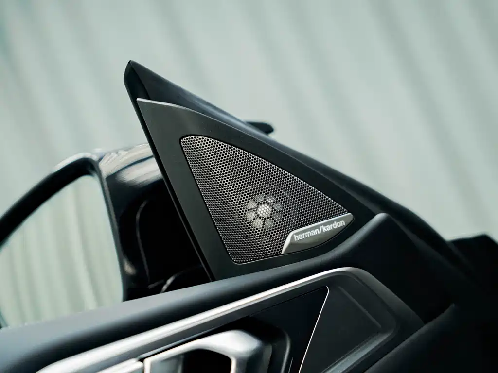 BMW M4 2025 — фото 14