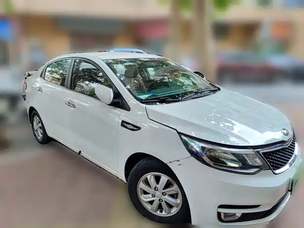 Kia K2 2015