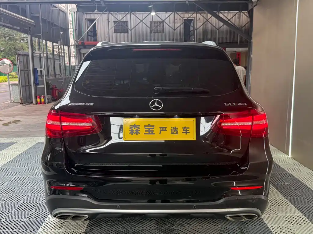 Mercedes-Benz GLC AMG 2018 — фото 7