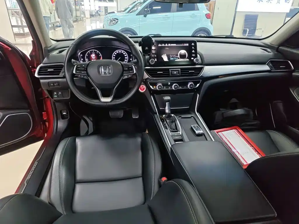 Honda Inspire 2019 — фото 6