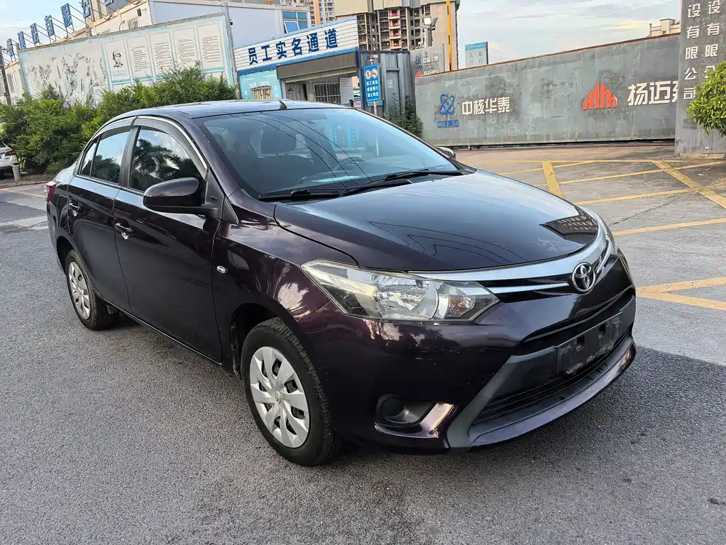 Toyota Vios 2014 — фото 3