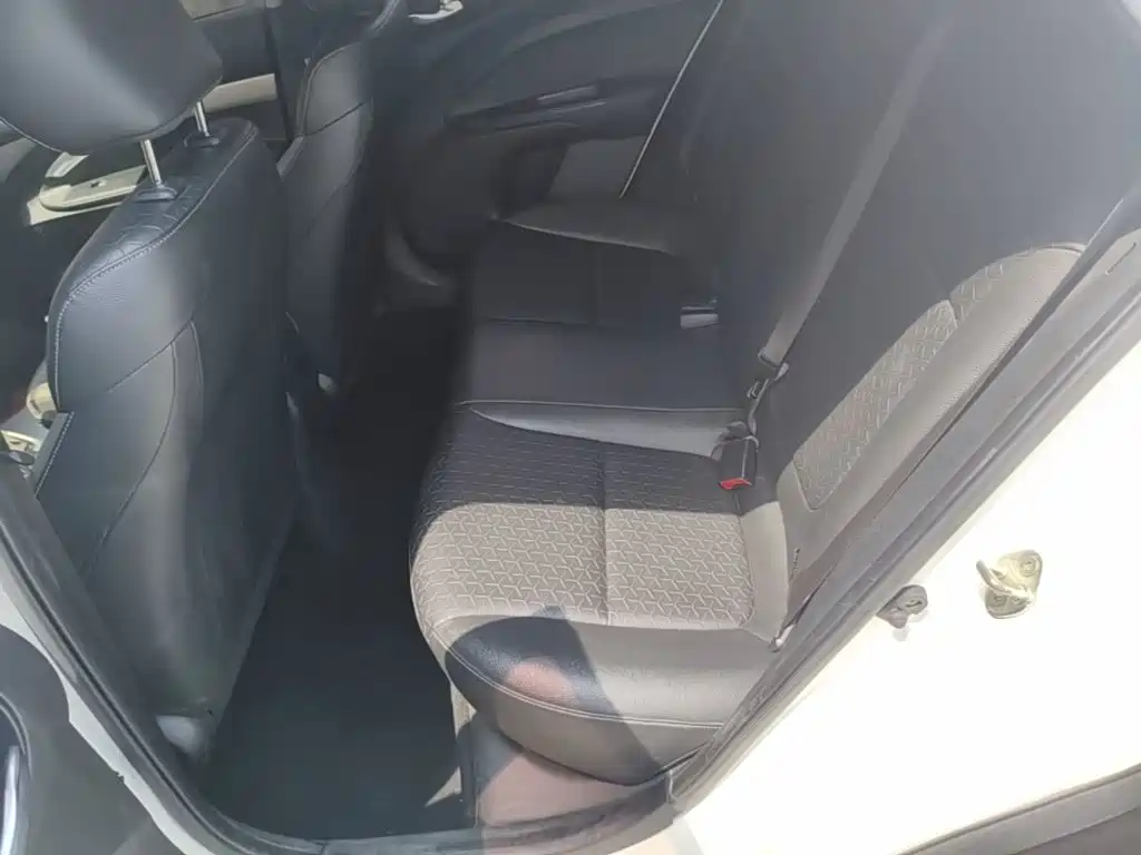 Kia KX1 2019 — фото 13