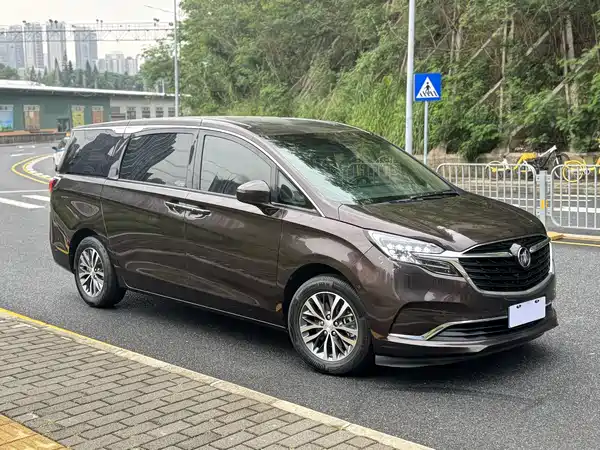 Buick GL8 2021