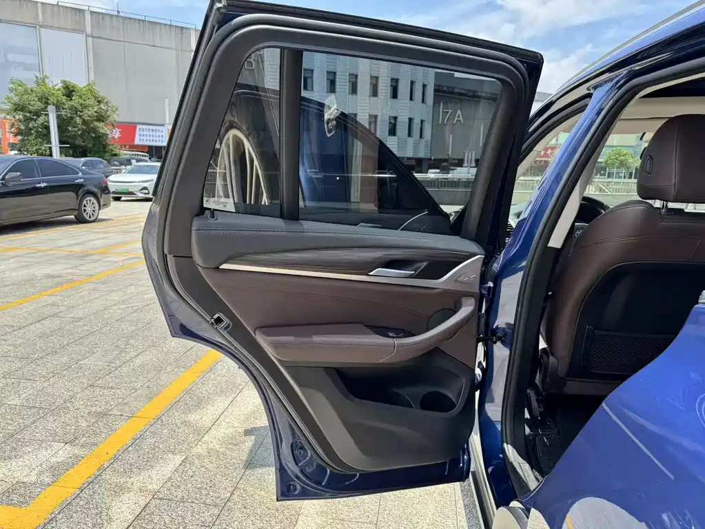 BMW X3 2019 — фото 14
