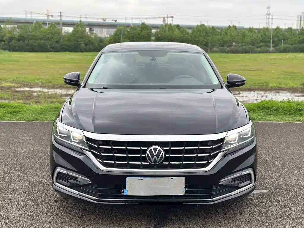 Volkswagen Passat 2021 — фото 2
