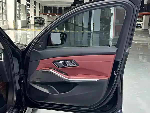 BMW i3 2023