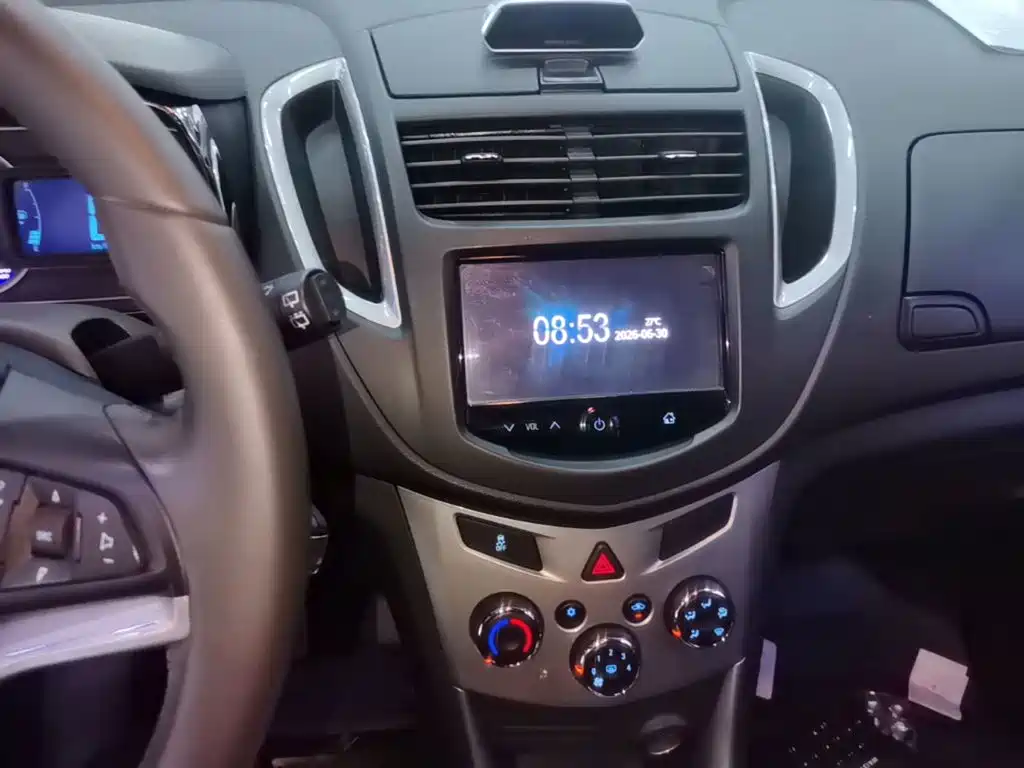 Chevrolet Trax 2014 — фото 13