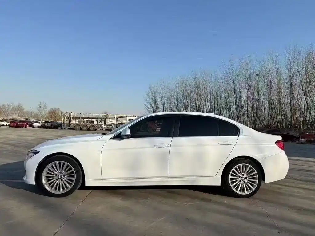 BMW 3 Series 2018 — фото 2