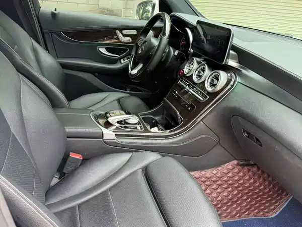 Mercedes-Benz GLC 2018