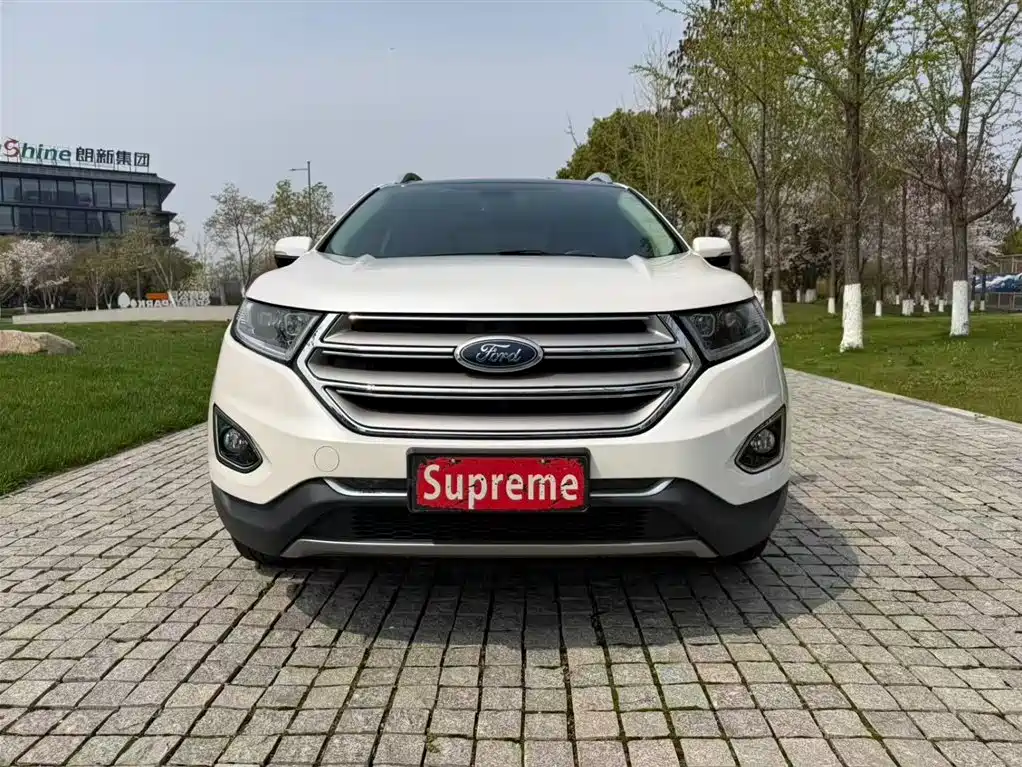 Ford Edge 2019 — фото 2