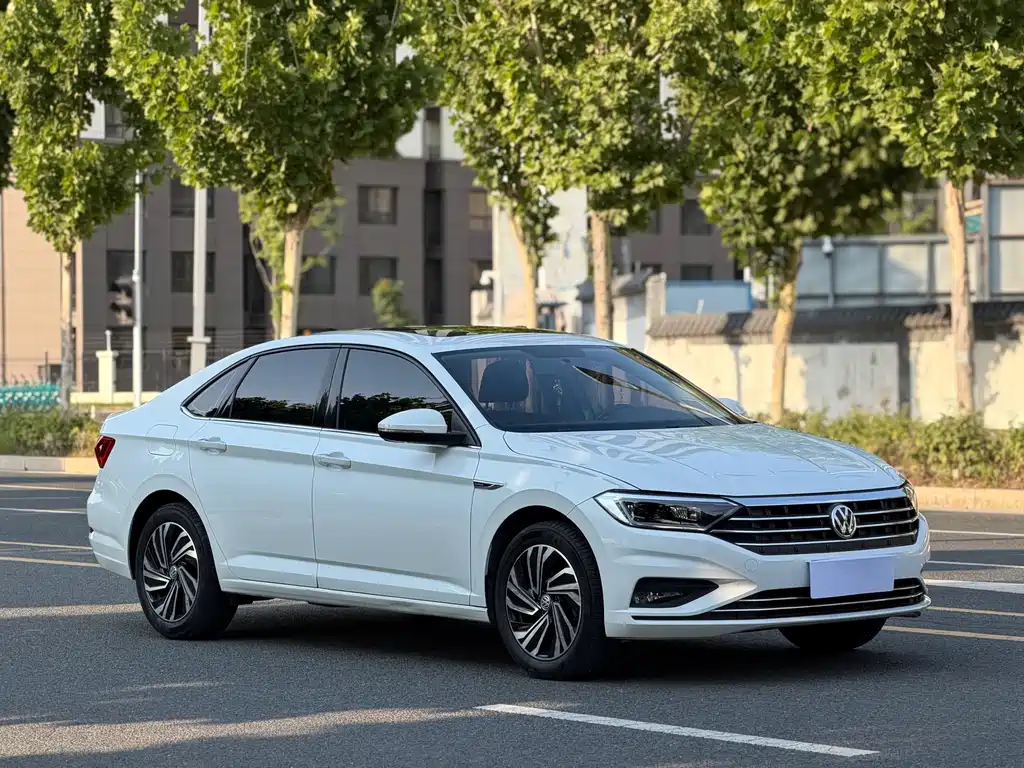 Volkswagen Sagitar 2021