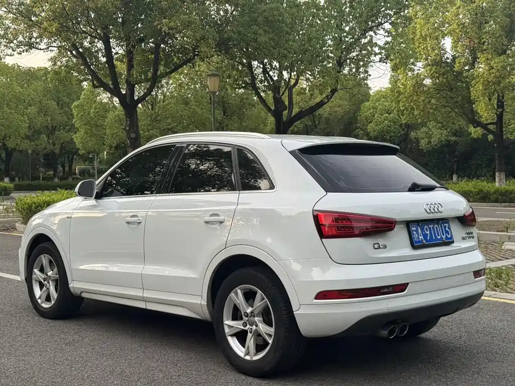 Audi Q3 2016 — фото 4