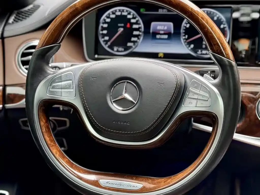 Mercedes-Benz S-Class 2017 — фото 18