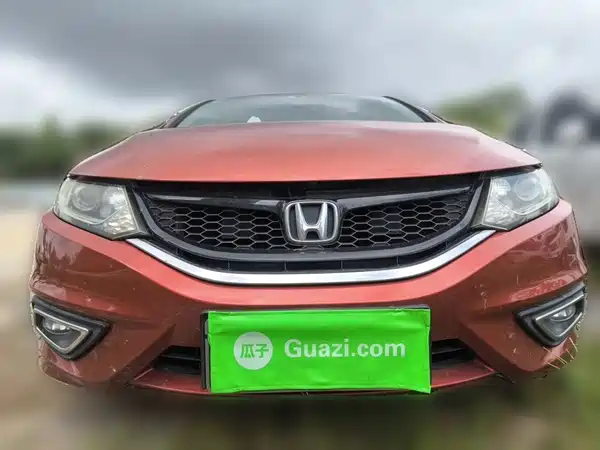 Honda Jade 2015