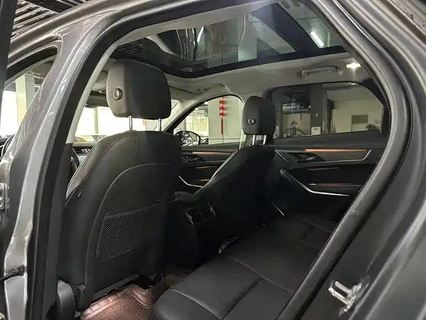 Jaguar F-PACE 2021
