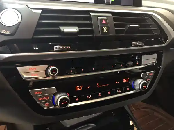 BMW X3 2021