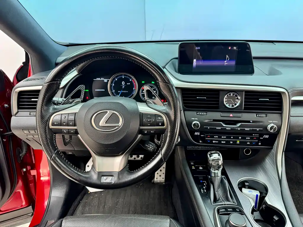 Lexus RX 2017 — фото 17