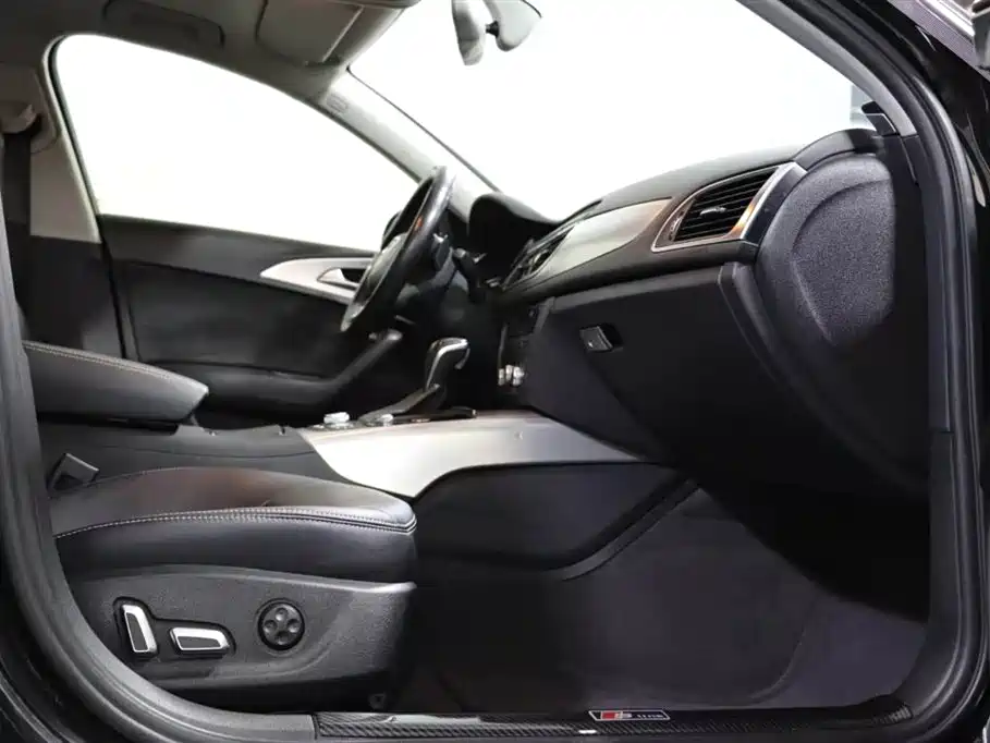 Audi A6L 2016