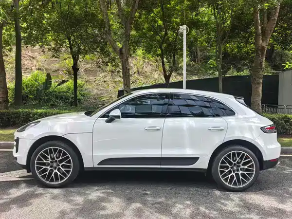 Porsche Macan 2022