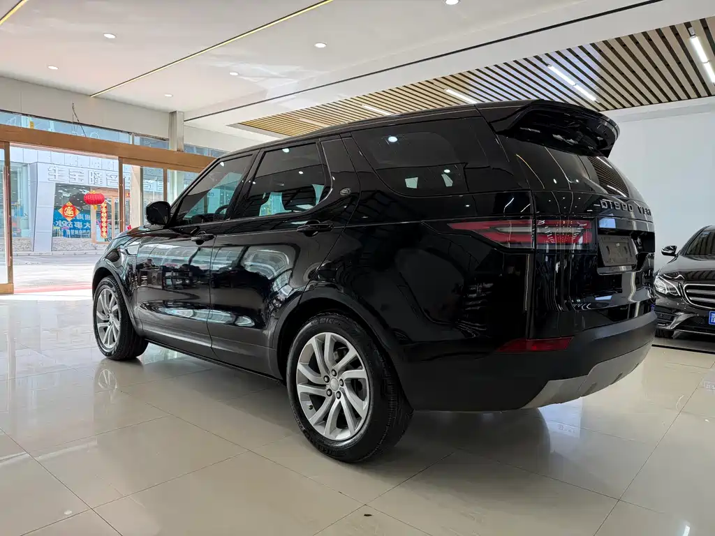 Land Rover Discovery 2017 — фото 3