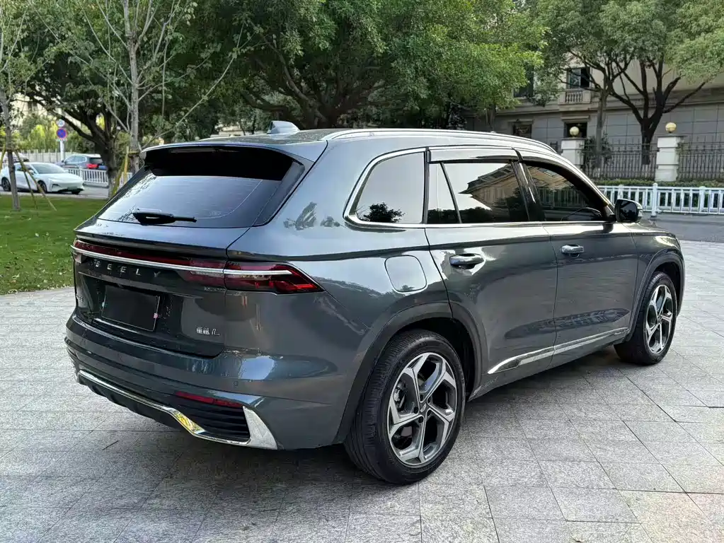 Geely Xingyue L 2023 — фото 13