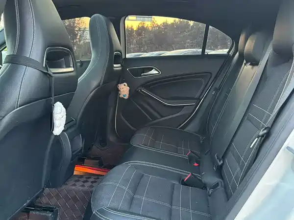 Mercedes-Benz A-Class 2015