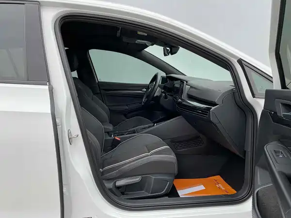 Volkswagen Golf 2022